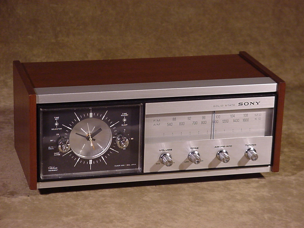 Vintage Sony Am Fm Alarm Clock Radio 8fc 65w Solid State 1970s Nice