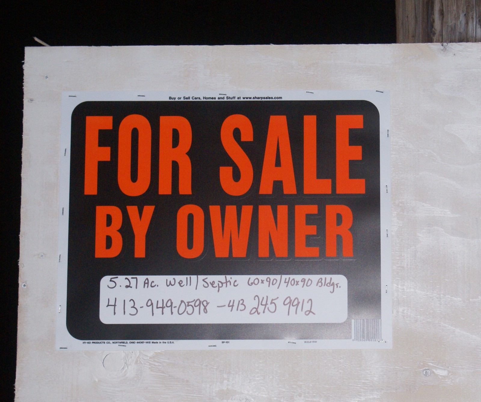 For-Sale-By-Owner-sign-at-the-Circle-H-Ranch