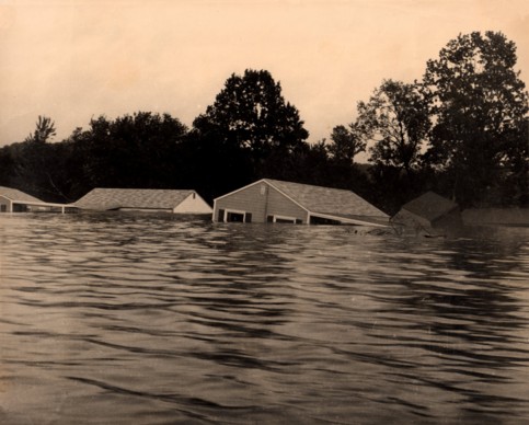 Houses that where at the east side of lake Siog