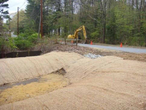 Stormwater Management facility on intersection of Mashapaug and Sand Hill Road